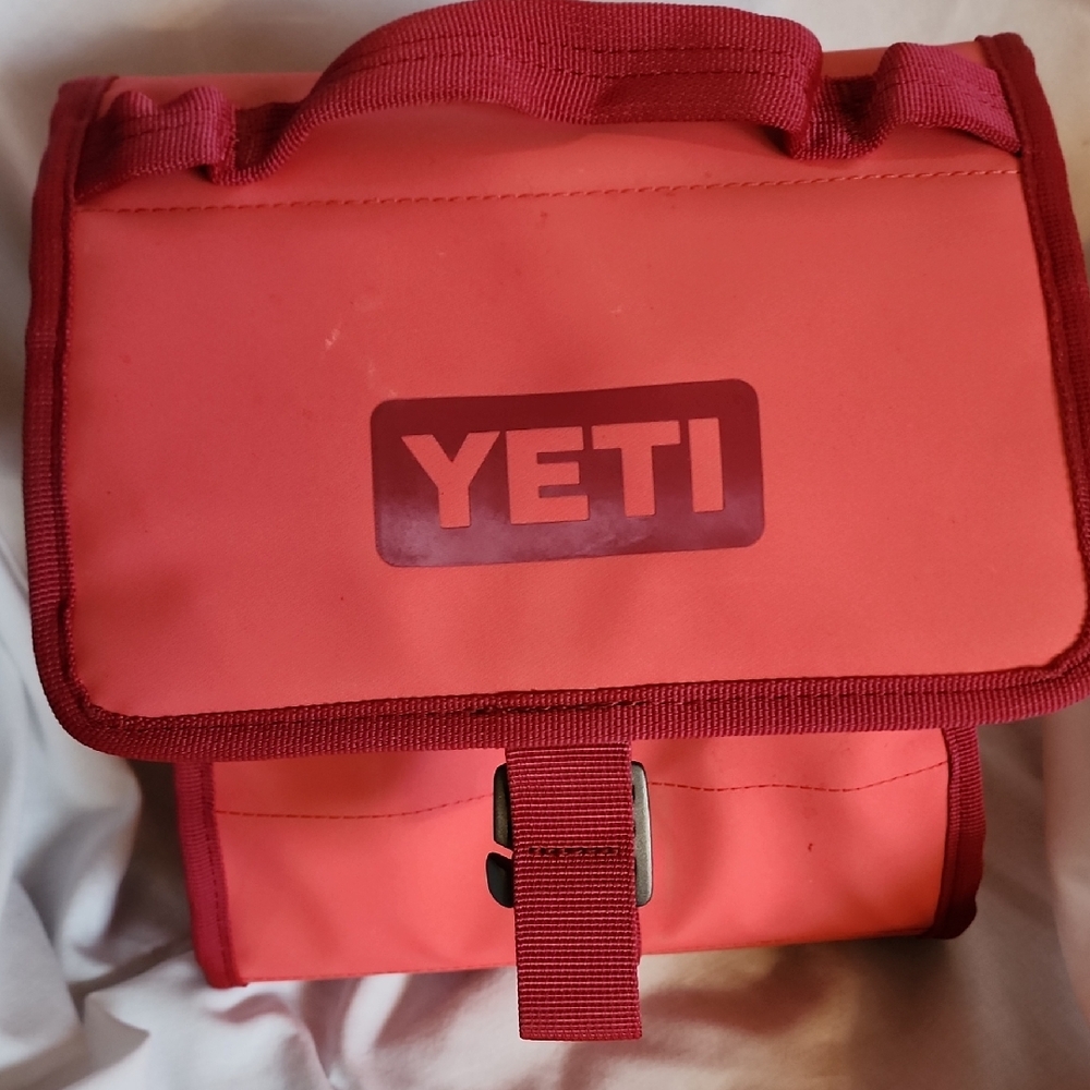 YETI Coral Lunch Bag